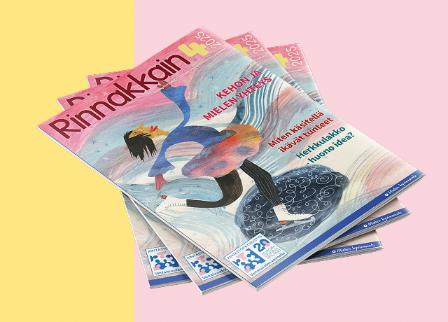 Vaaleanpunaisen ja keltaisen taustan päällä pino Rintasyöpäyhdistyksen Rinnakkain-lehtiä, jonka kansikuvassa on piirretty hahmo taitoluistelemassa